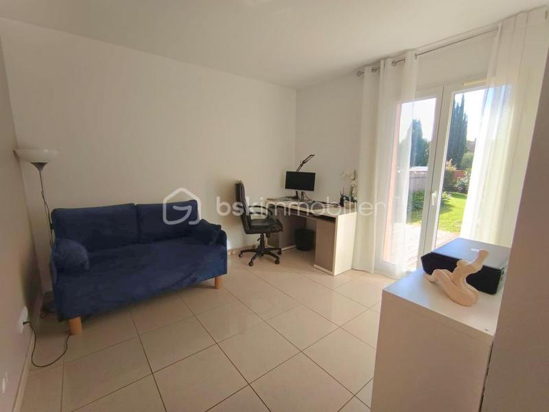 Maison - 230 m² - 7 pièces