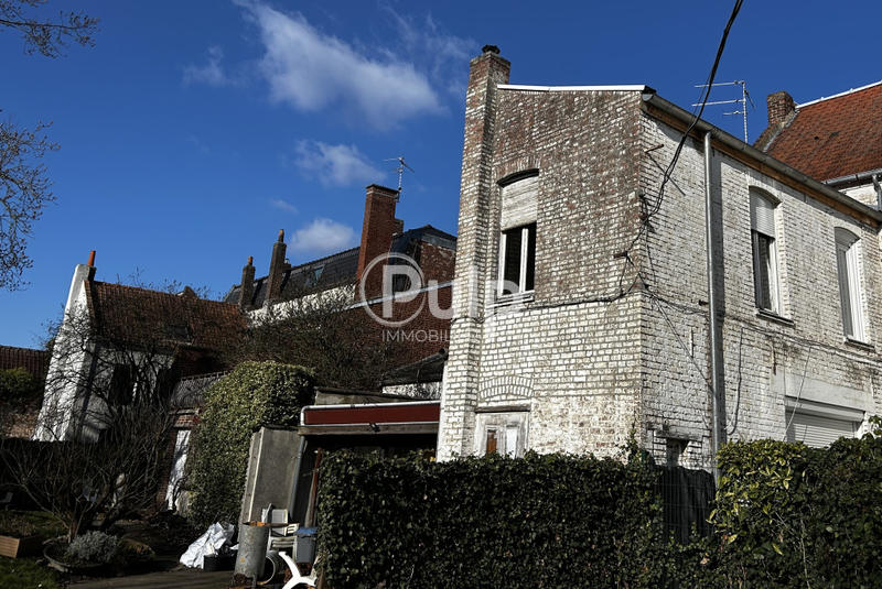 Maison - 600 m² - 20 pièces