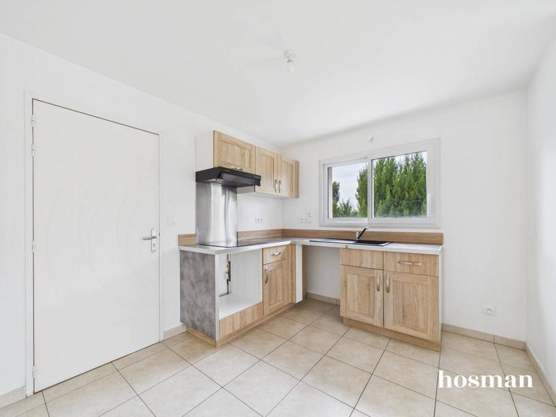 Maison - 96 m² - 4 pièces