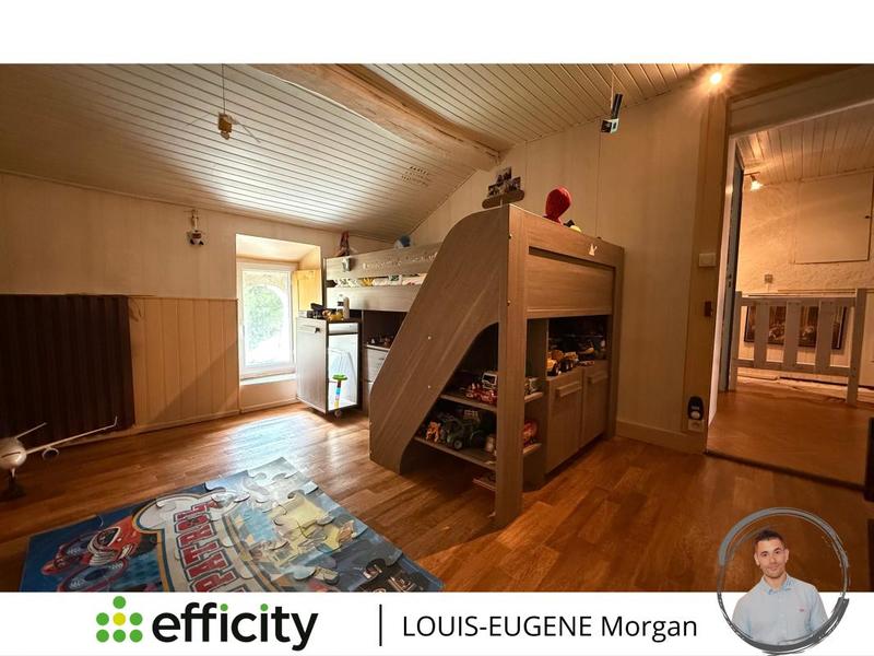 Maison - 88 m² - 5 pièces