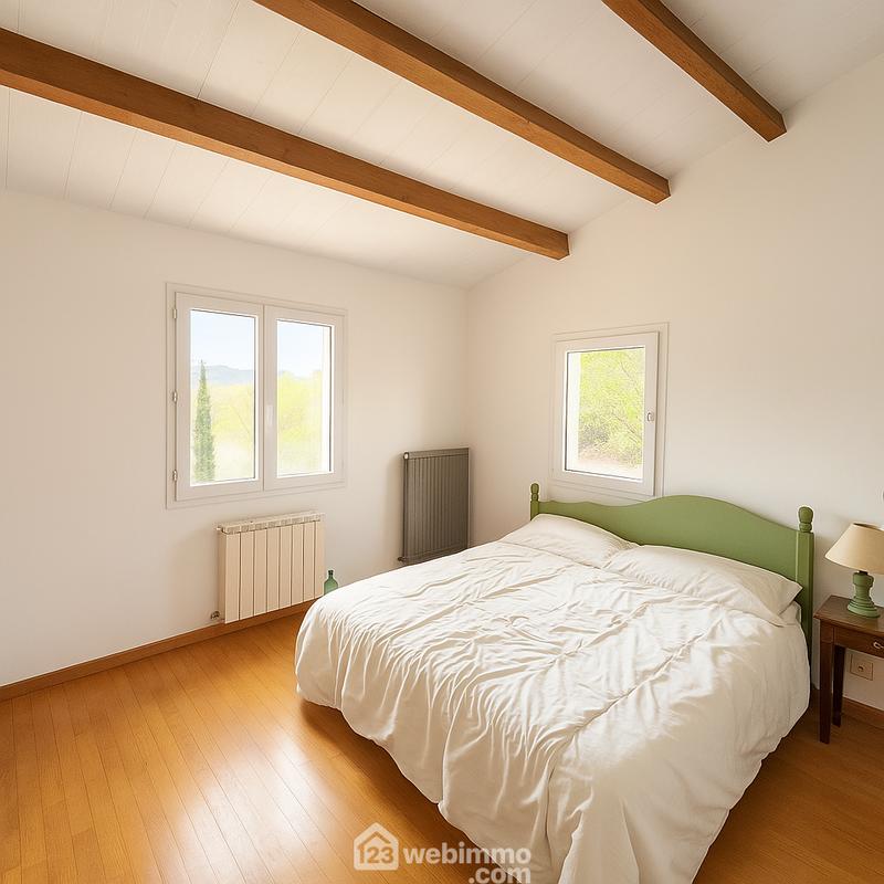 Maison - 245 m² - 9 pièces