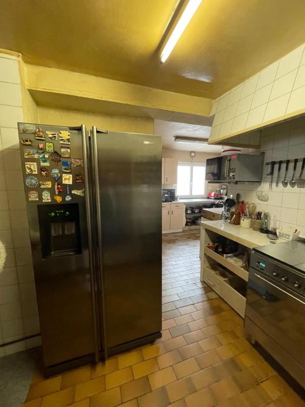 Maison - 165 m² - 9 pièces