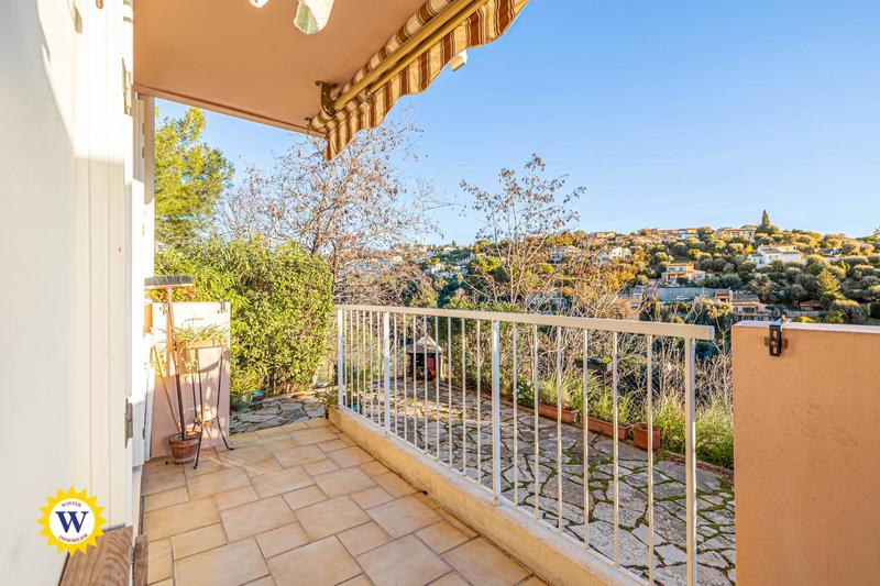 Appartement - 80 m² - 3 pièces