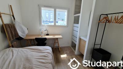 Chambre - 9 m² - 1 pièce