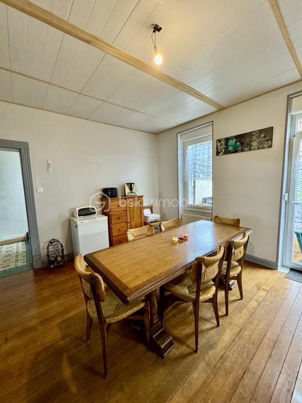 Maison traditionnelle - 105 m² - 5 pièces