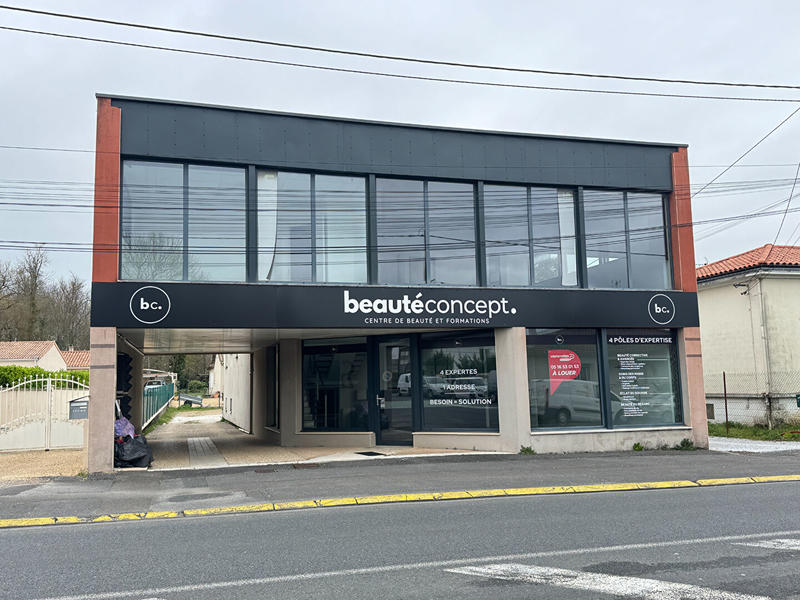 Local commercial - 230 m²