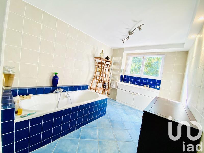 Maison - 153 m² - 7 pièces