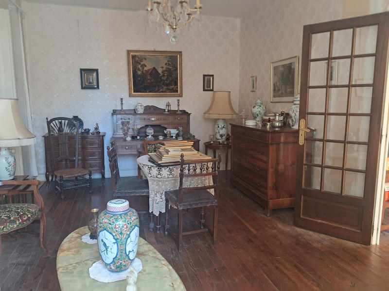 Maison - 140 m² - 6 pièces