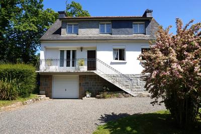 Maison - 142 m² - 7 pièces