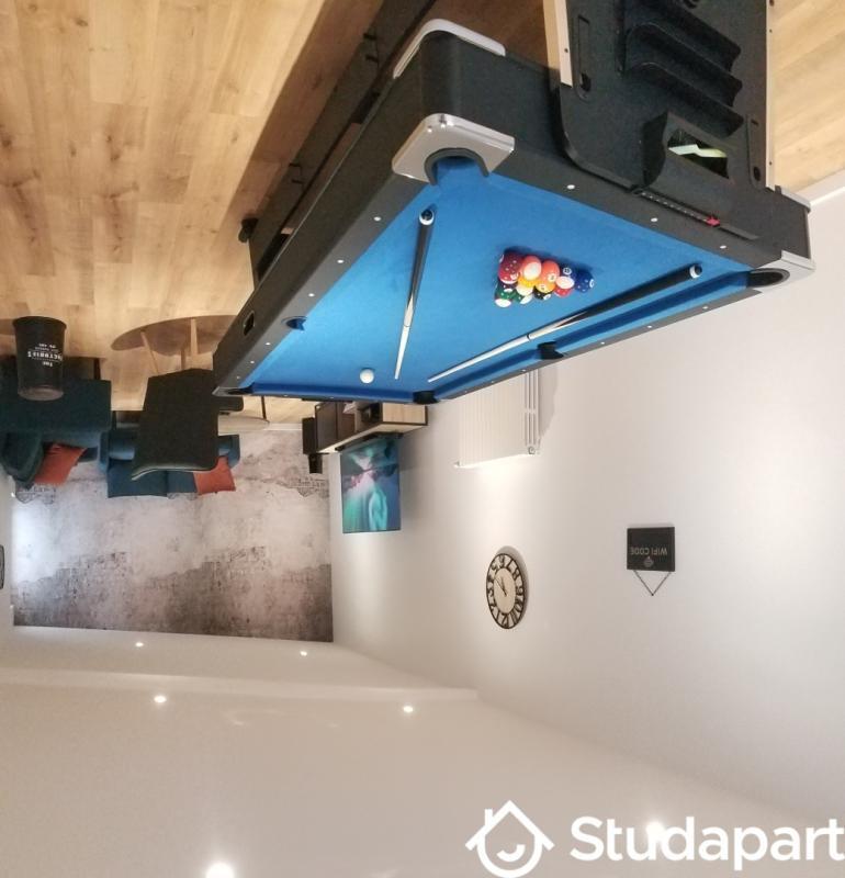 Chambre - 12 m² - 1 pièce