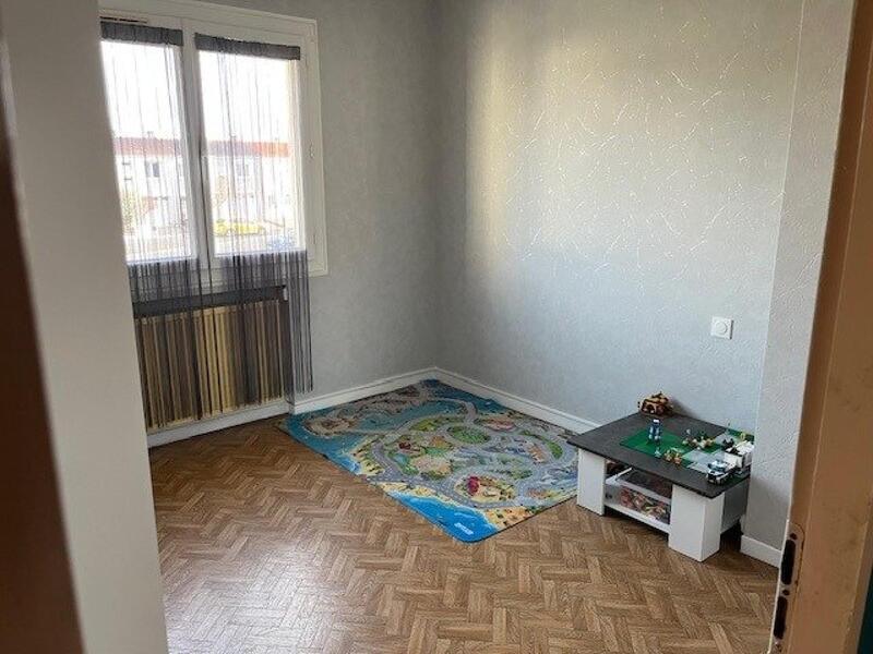 Maison - 104 m² - 5 pièces