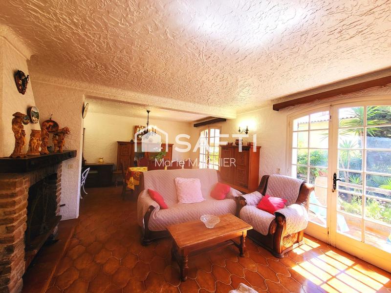 Maison - 269 m² - 12 pièces