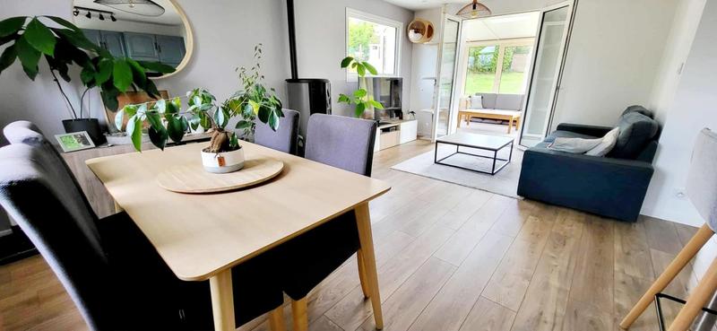 Maison traditionnelle - 85 m² - 4 pièces