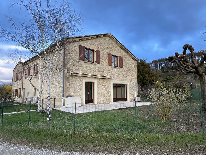 Appartement - 111 m² - 4 pièces