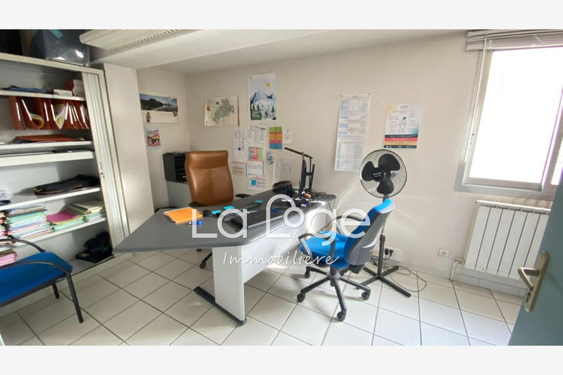 Bureau - 210 m²