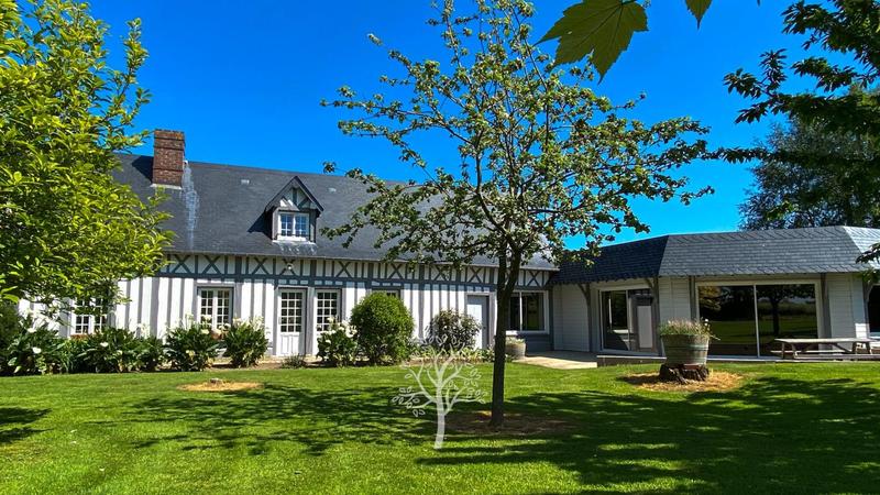 Maison - 180 m² - 5 pièces