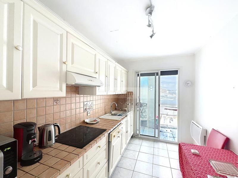 Appartement - 80 m² - 4 pièces