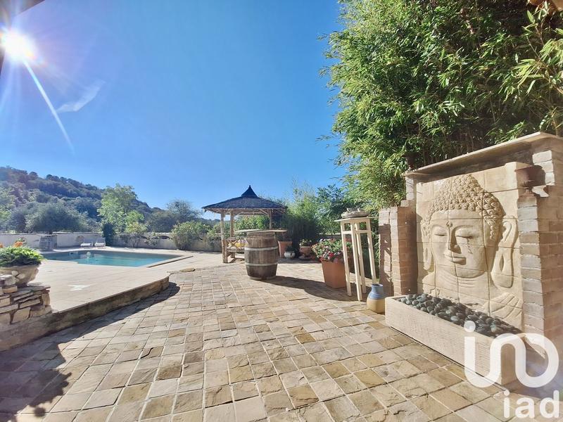 Maison - 185 m² - 5 pièces