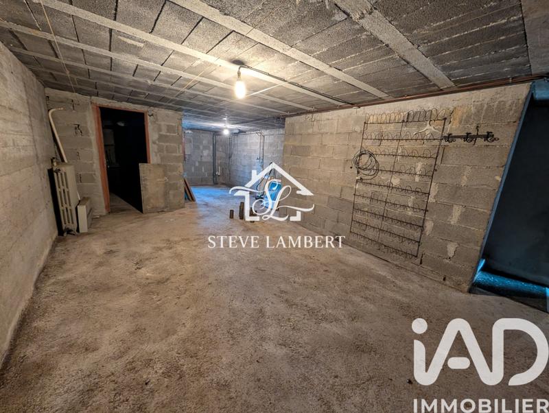 Maison - 210 m² - 6 pièces