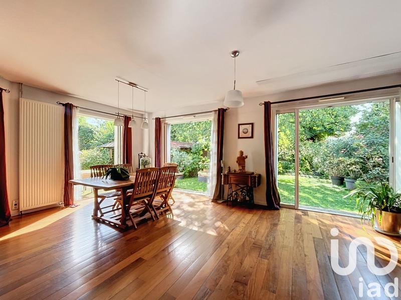 Maison - 170 m² - 6 pièces