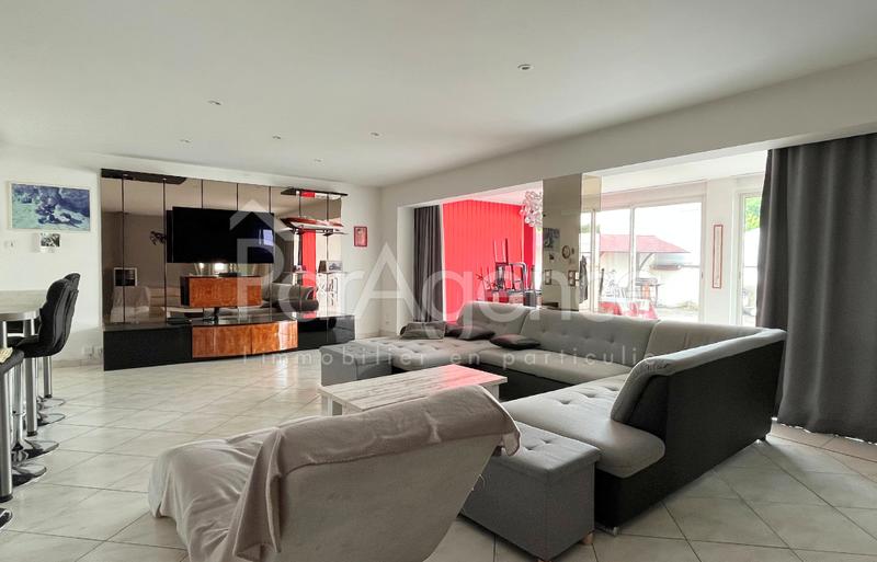 Maison - 162 m² - 5 pièces