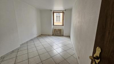 Appartement - 77 m² - 3 pièces