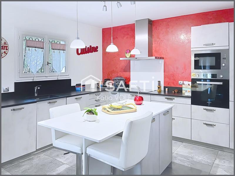 Maison - 115 m² - 5 pièces