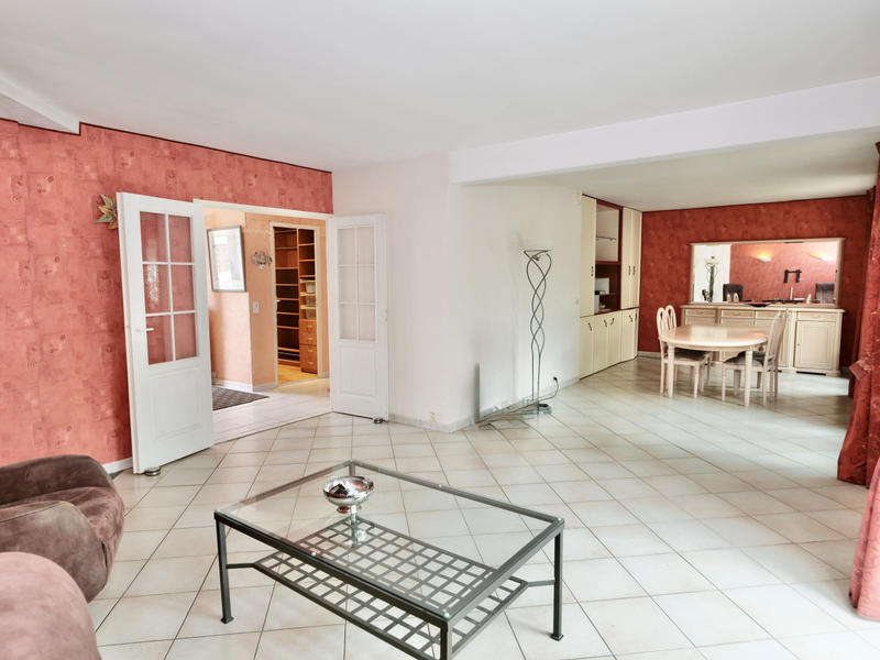 Maison - 157 m² - 6 pièces