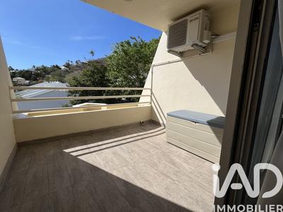 Studio - 28 m² - 1 pièce