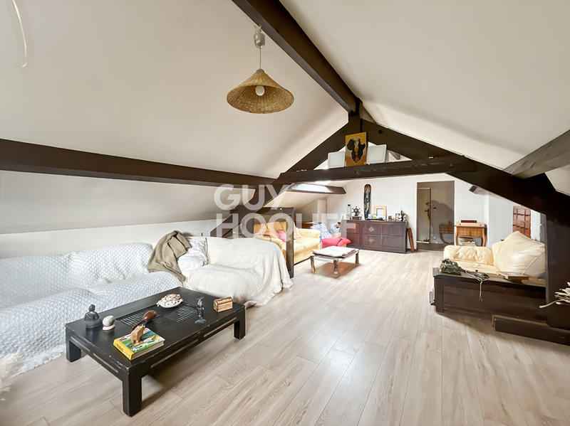 Maison - 194 m² - 7 pièces