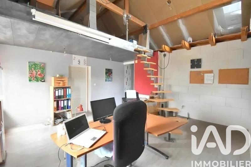 Maison - 212 m² - 5 pièces