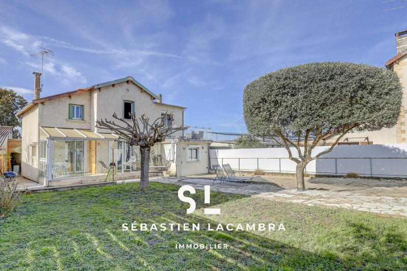 Maison - 139 m² - 6 pièces