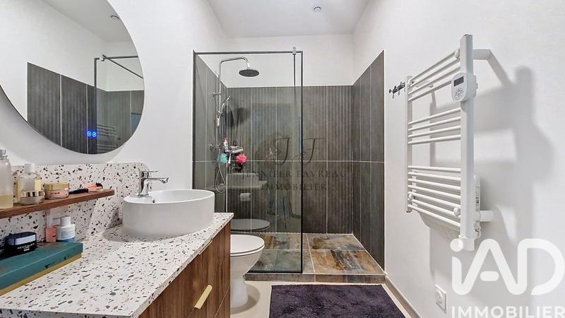 Maison - 262 m² - 7 pièces