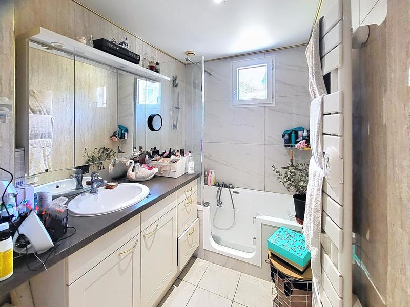 Maison - 103 m² - 5 pièces