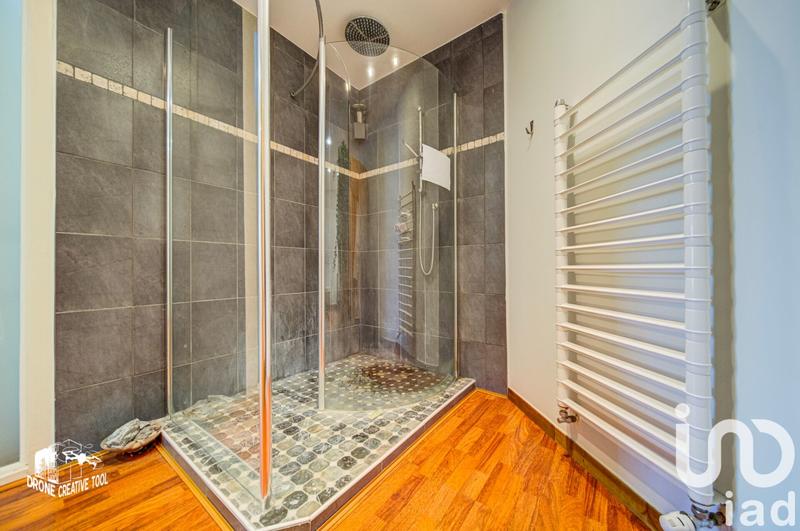 Maison - 365 m² - 10 pièces