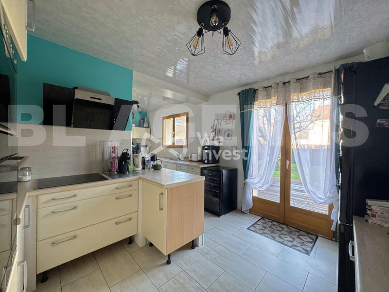 Maison - 157 m² - 6 pièces