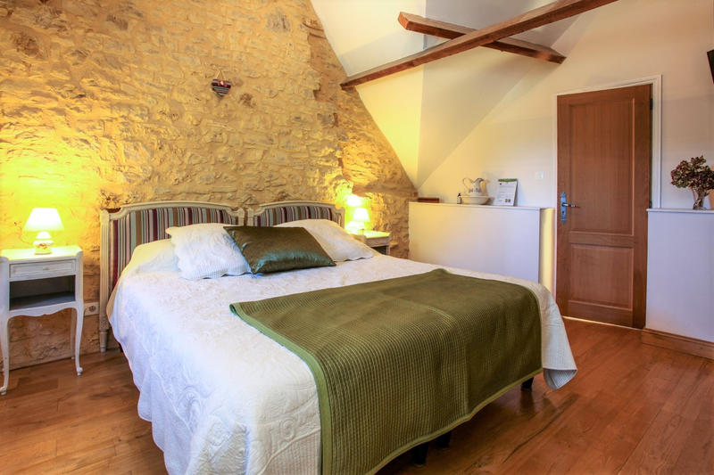 Maison - 357 m² - 16 pièces