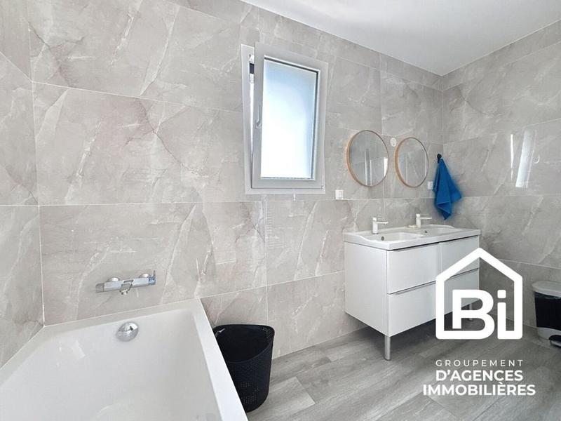 Maison - 150 m² - 5 pièces