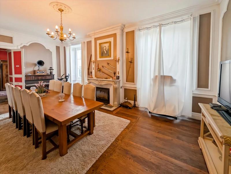 Hôtel particulier - 350 m² - 13 pièces