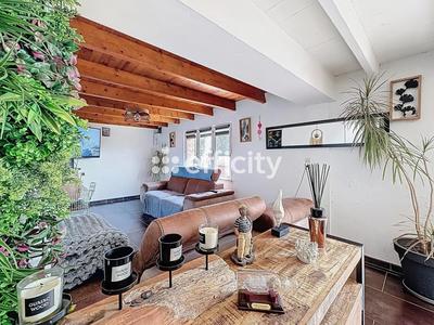 Maison - 137 m² - 5 pièces