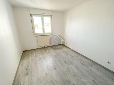 Appartement - 80 m² - 3 pièces