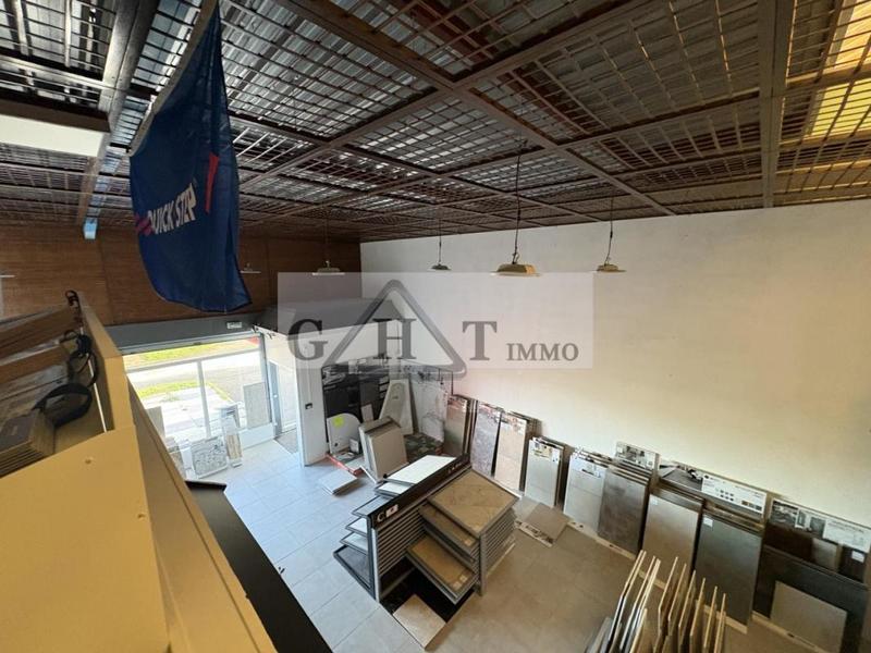 Local commercial - 280 m²