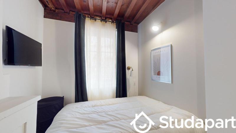 Chambre - 11 m² - 1 pièce