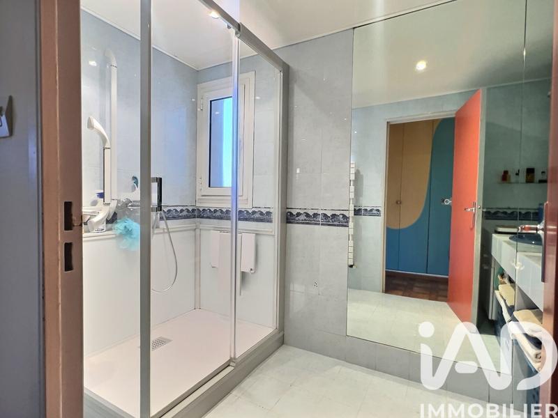 Appartement - 102 m² - 5 pièces