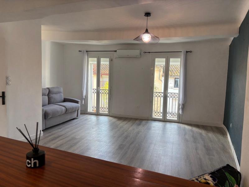 Appartement - 82 m² - 3 pièces