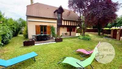 Maison - 100 m² - 6 pièces