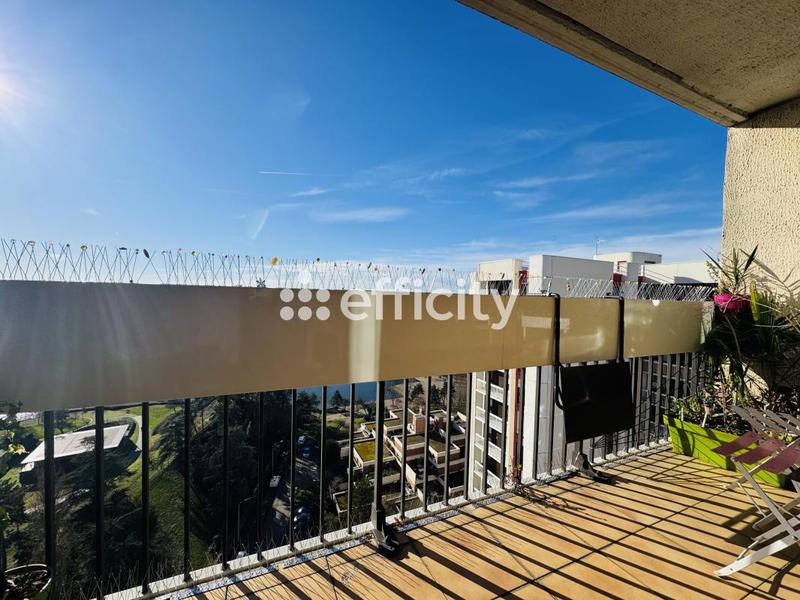 Appartement ancien - 90 m² - 4 pièces