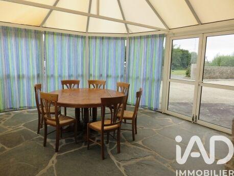 Maison - 465 m² - 17 pièces