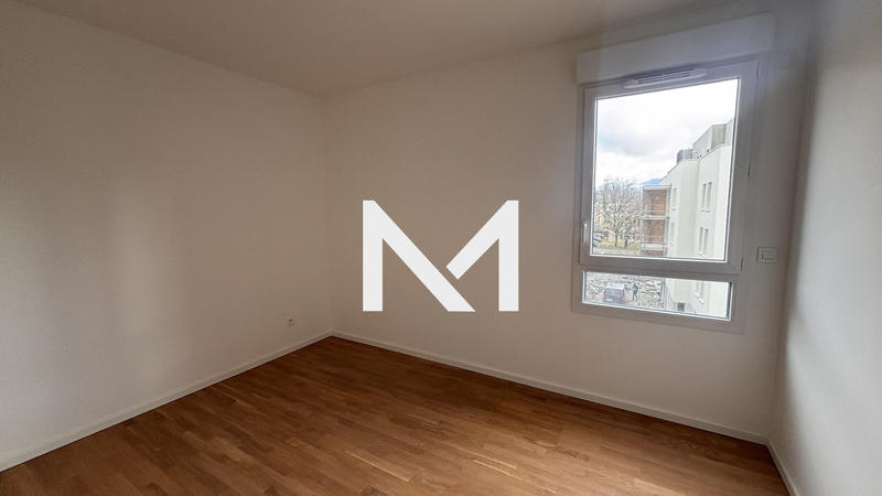 Appartement - 83 m² - 4 pièces