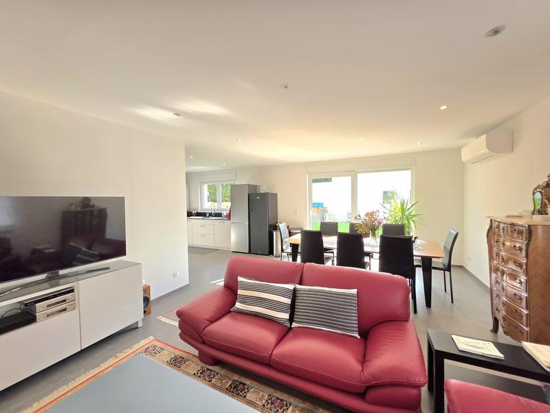 Maison contemporaine - 102 m² - 5 pièces